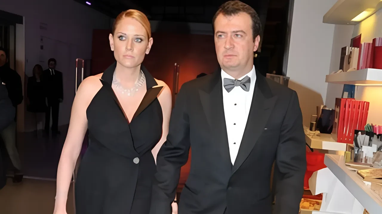 Aylin Saruhan’ın Mikonos tatili kabusa döndü! Ambulans uçakla Türkiye'ye getirildi olayın perde arkasındaki iddia şoke etti