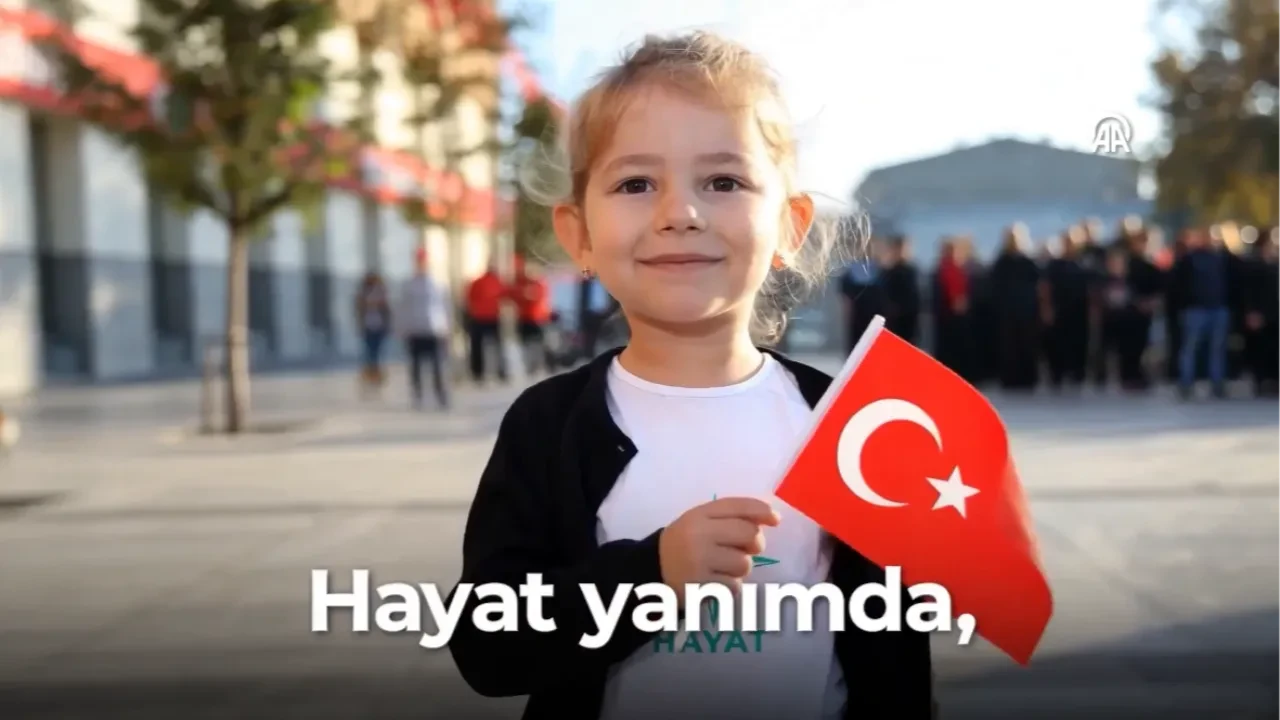 Bakan Çiftçi'den HAYAT 112 paylaşımı: 800 bin indirmeyi aştı