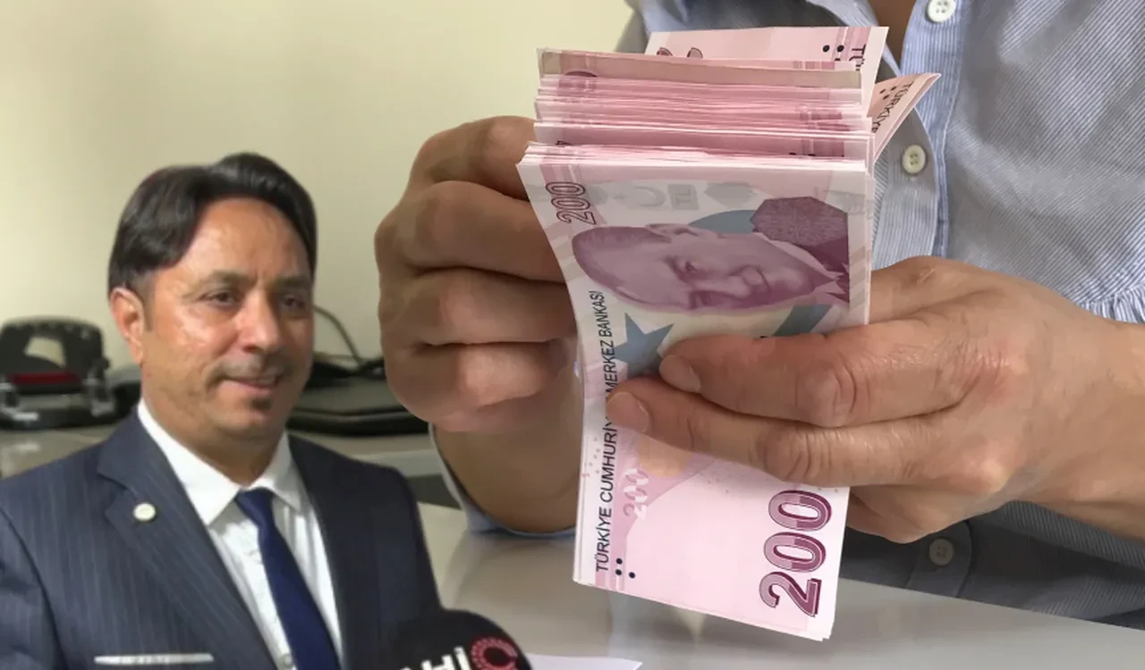 B) Borcun türüne göre:
