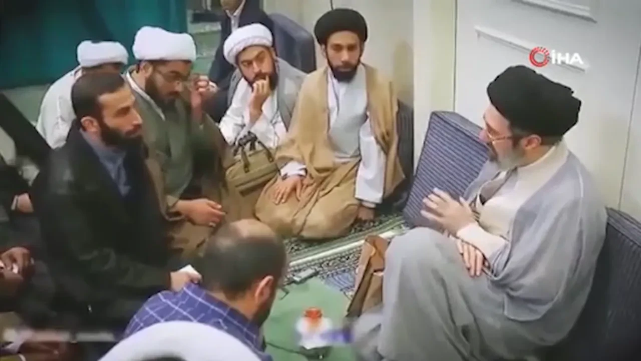 İran Cumhurbaşkanı Pezeşkiyan ve dini lider Hamaney ne konuştu? İşte gizli görüşmenin detayları