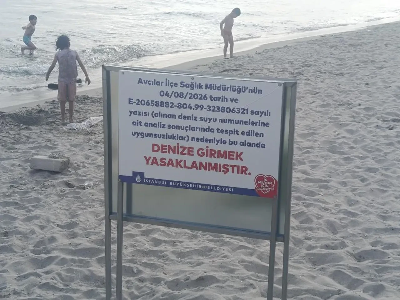 İstanbul'da denizden numune alındı! Sonuçlar korkunç, Avcılar'da giriş yasaklandı