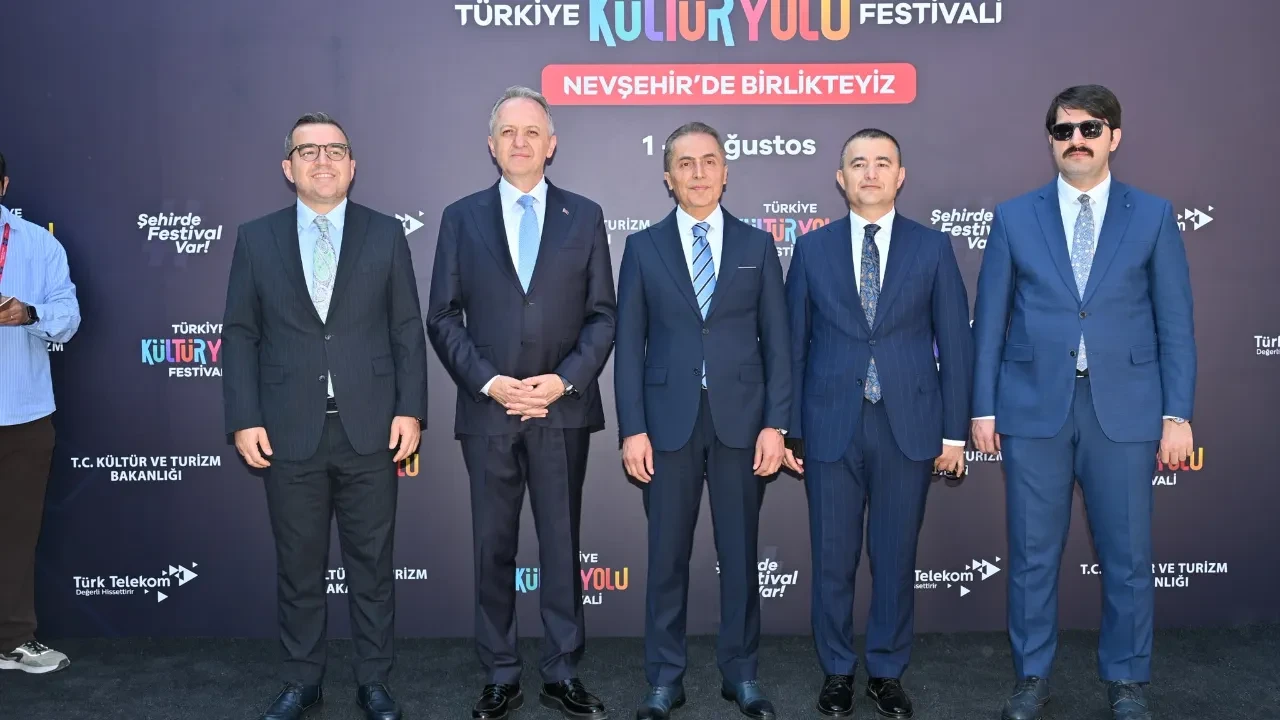 Kapadokya'nın eşsiz atmosferinde Kültür Yolu Festivali
