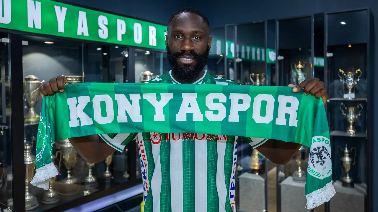 Konyaspor, Masuaku'yu kadrosuna kattı! Eski Beşiktaşlı, Konyaspor'a imza attı