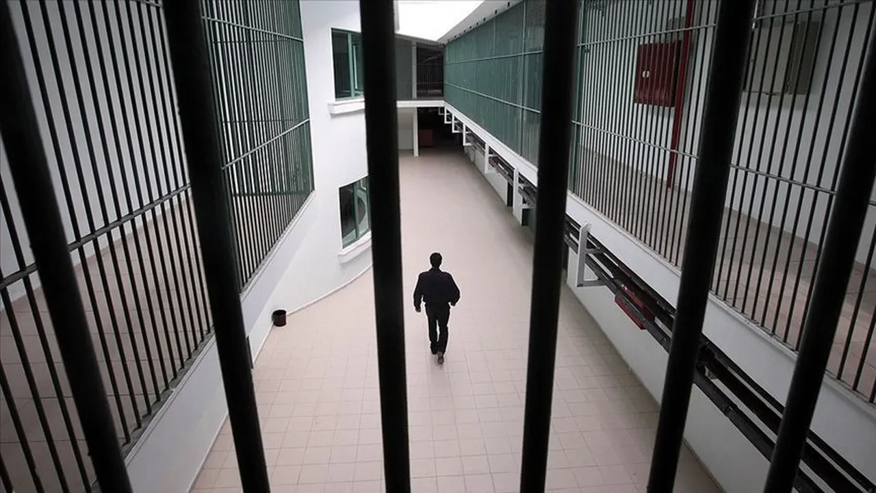 Suça sürüklenen çocuk yasasında yeni dönem: Hangi ceza ve tedbirler geliyor? İşte 10 maddede SSÇ kanunu detayları