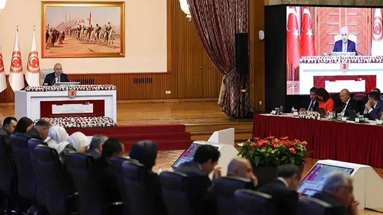 TBMM'de tarihi gün! Terörsüz Türkiye teklifi Genel Kurul'da
