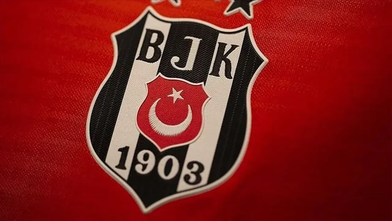 Beşiktaş’ta yılın transferi! Vlahovic ile anlaşma