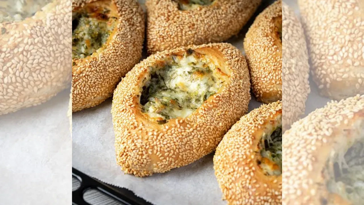 Beslenme çantasına peynirli simit pide tarifi! Çocuklar bu tadı çok sevecek