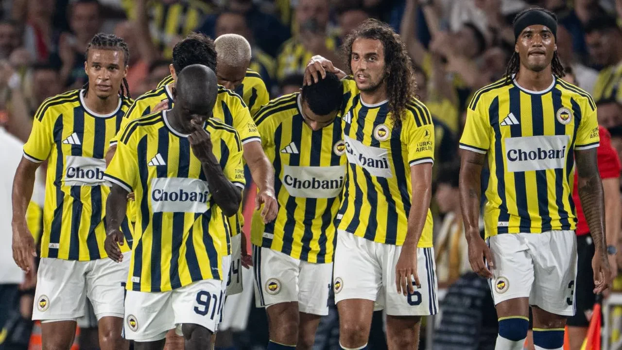 CANLI MAÇ ANLATIMI | Sturm Graz Fenerbahçe Şampiyonlar Ligi 3. eleme turu rövanş
