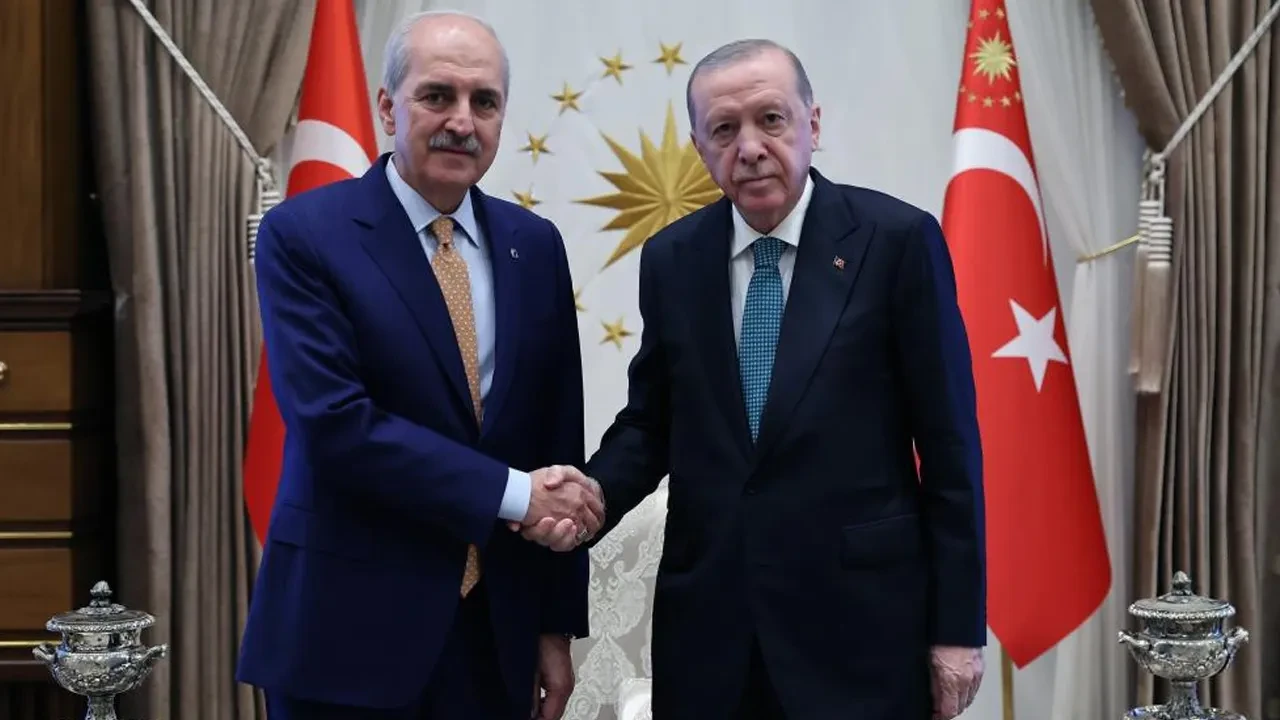Cumhurbaşkanı Erdoğan 81 ilin valisiyle Terörsüz Türkiye'yi görüşecek olan TBMM Başkanı Numan Kurtulmuş'u kabul etti
