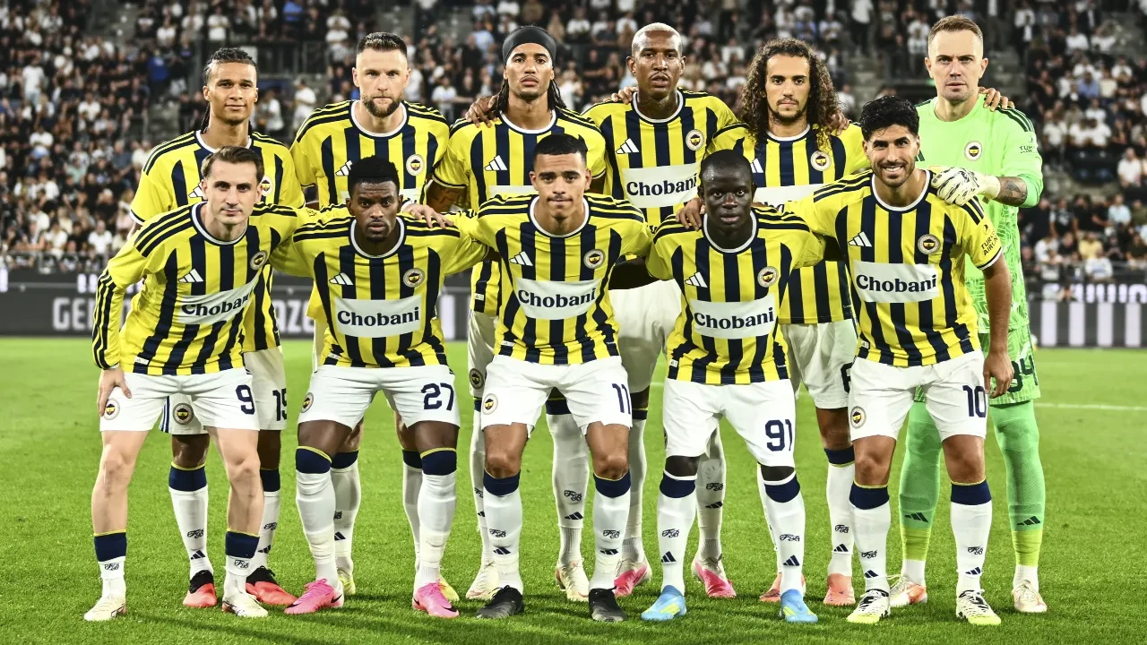 Fenerbahçe, Şampiyonlar Ligi'nde play-off'ta! Sarı-lacivertliler, Sturm Graz deplasmanında kazandı