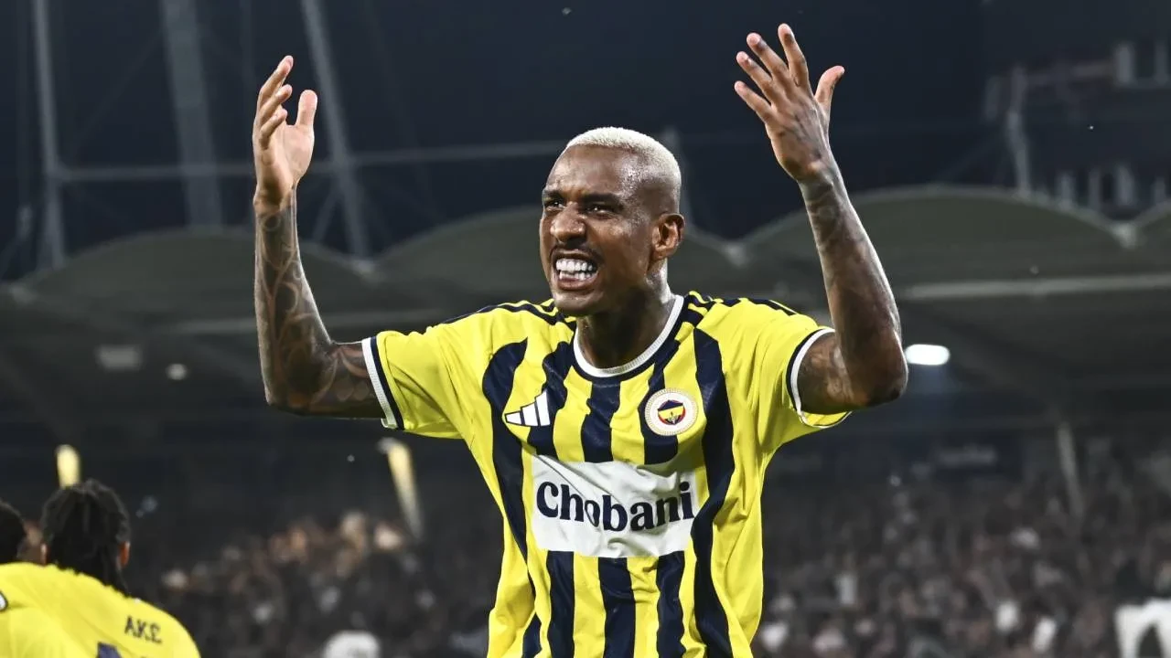 Fenerbahçe, Şampiyonlar Ligi'nde play-off'ta! Sarı-lacivertliler, Sturm Graz deplasmanında kazandı