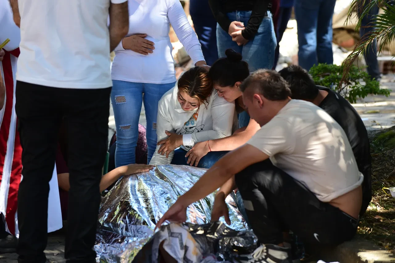 Kolombiya'da ilk bilanço belli oldu: 7.4 büyüklüğündeki depremde can kaybı artıyor