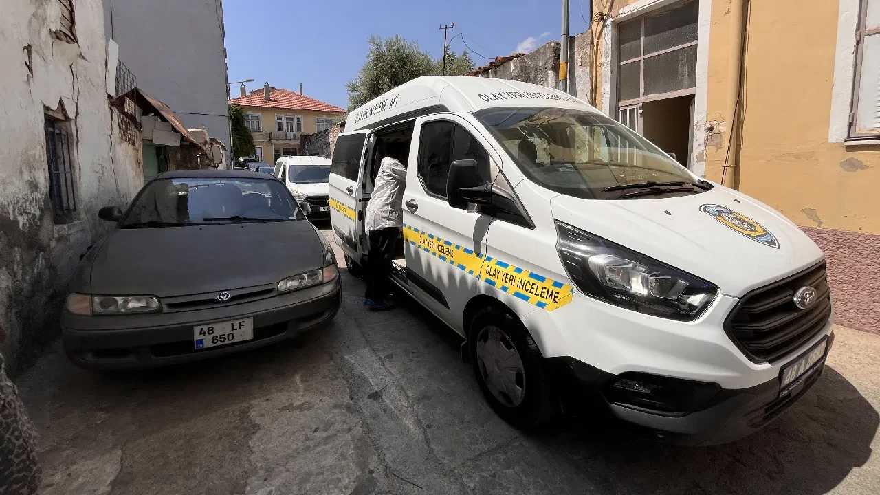 Muğla'da korkunç olay! Yaşlı çift evlerinde ölü bulundu