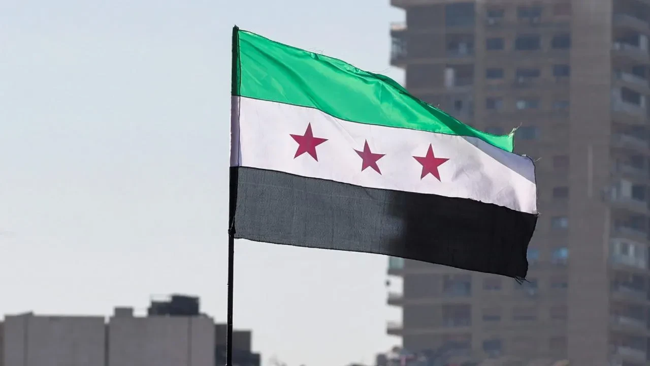 Suriye'de Beşar Esad, kardeşi Mahir ve kuzeni için idam kararı!