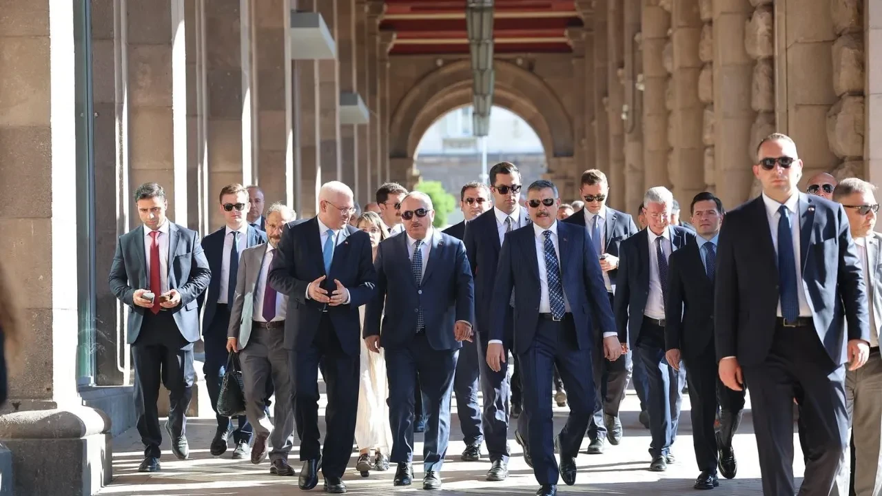 Yeni nesil suç örgütlerine üçlü kıskaç: Bakan Çiftçi duyurdu