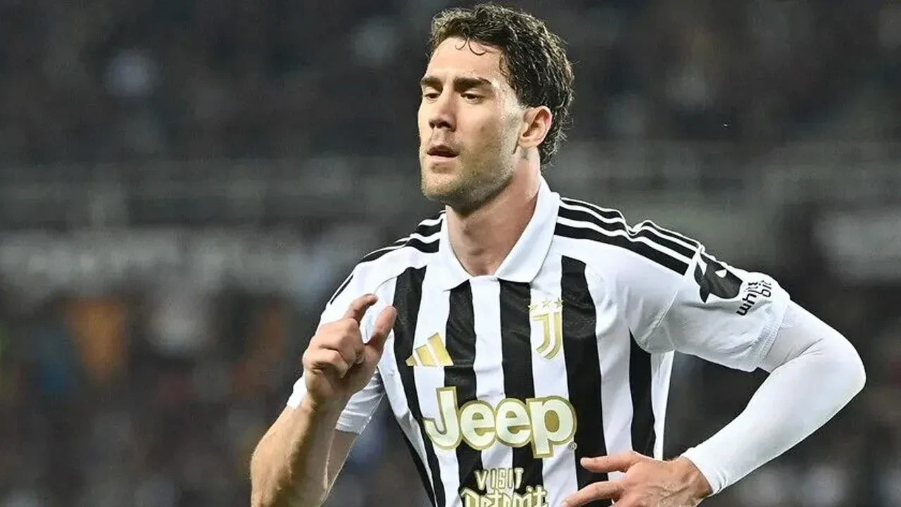 Beşiktaş Dusan Vlahovic'i KAP'a bildirdi