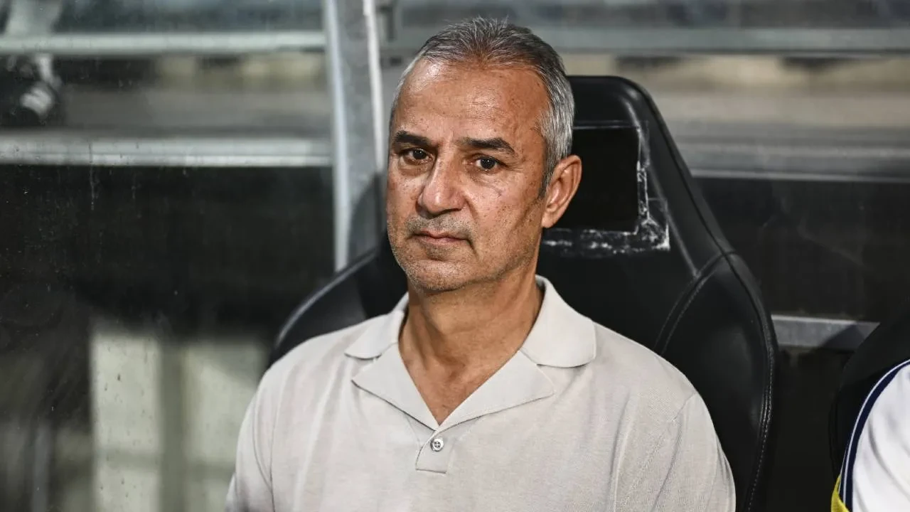 Fenerbahçe'de İsmail Kartal'dan Sturm Graz galibiyeti sonrası açıklama! "Kazandığımız için çok mutluyuz"