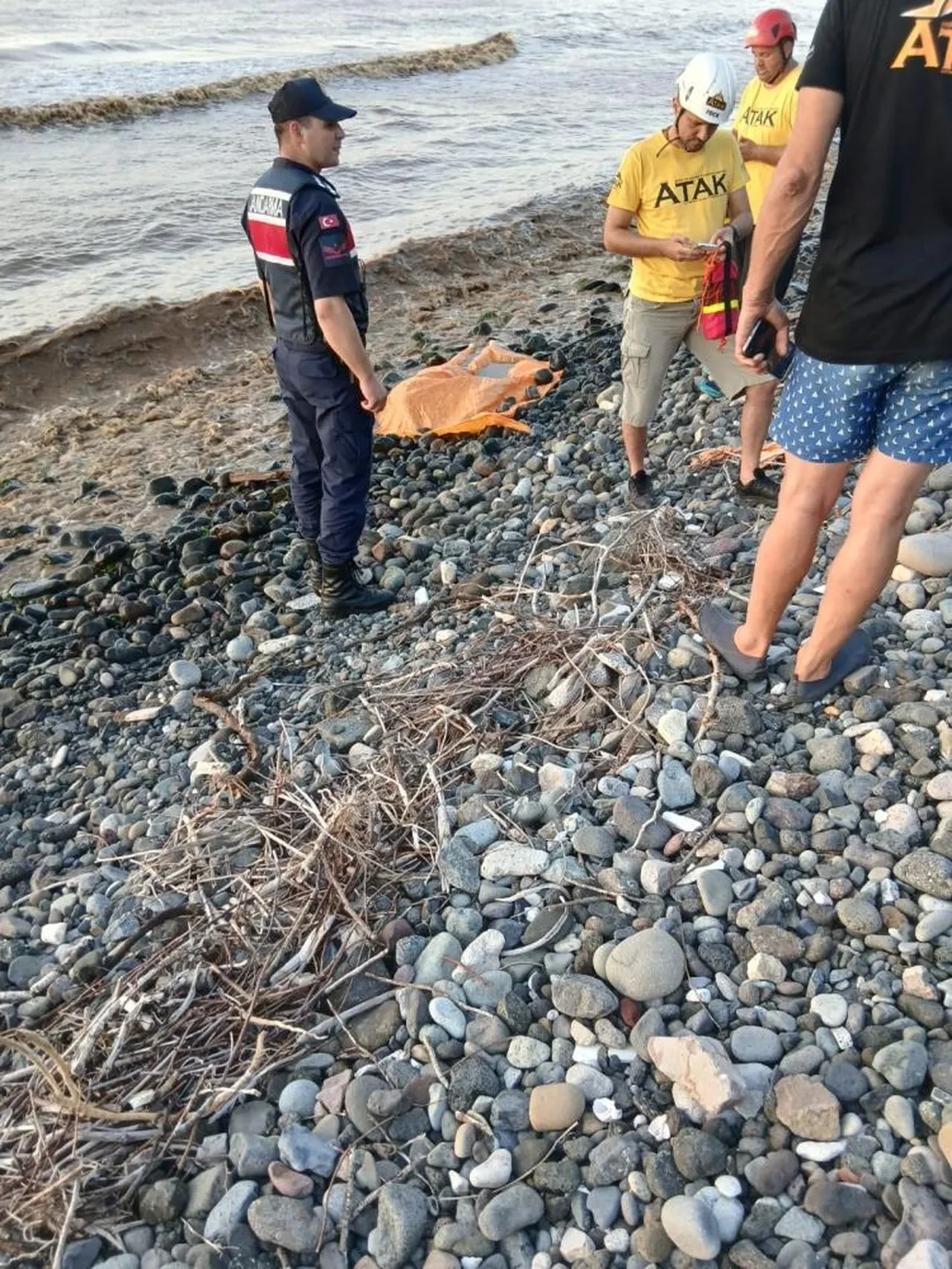 Giresun'da anne ve 2 kızı derede suya kapıldı! Acılı babanın yiten ailesine sözleri yürek yaktı