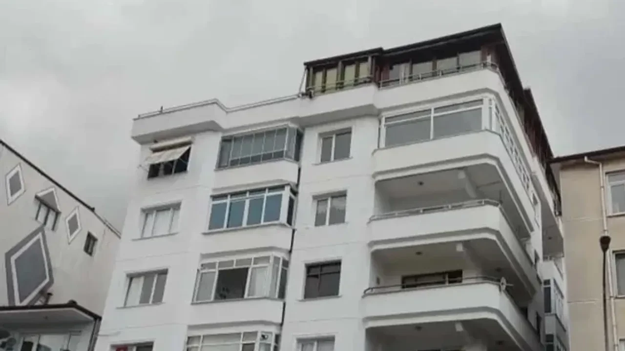 Güllü'nün ölümünde dikkat çeken 7 saniye: Kapı kolundaki yansıma dosyanın seyrini değiştirdi