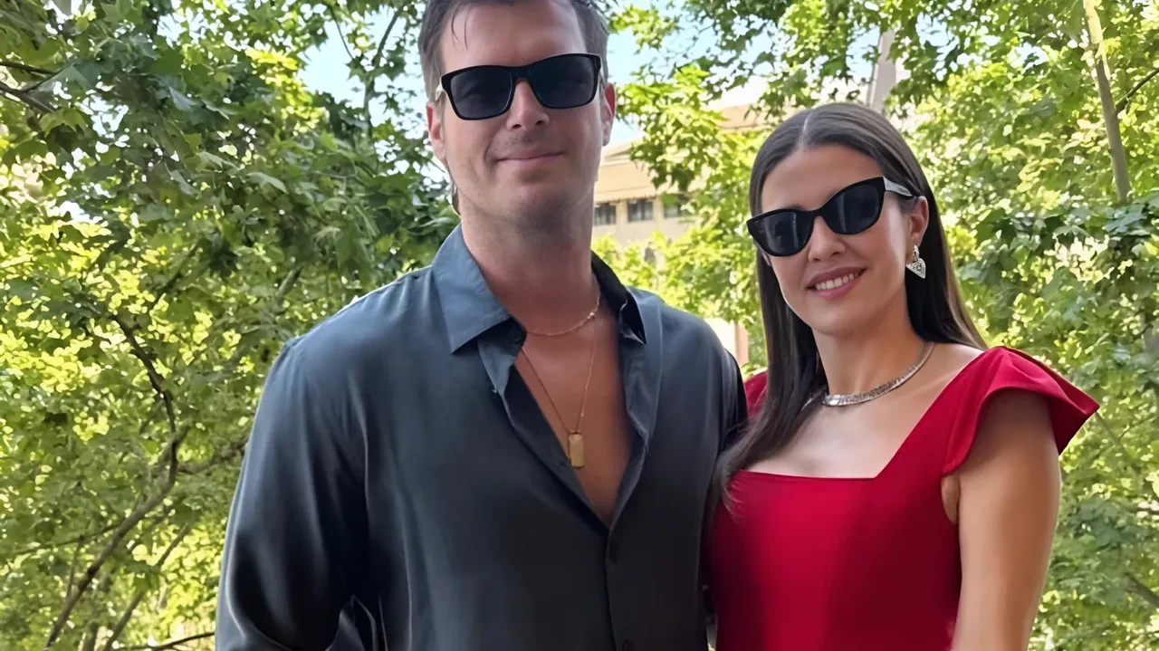 Kıvanç Tatlıtuğ Instagram ve X hesaplarını kapattı! Akıllara ‘evlilikte kriz mi var?’ sorusu geldi