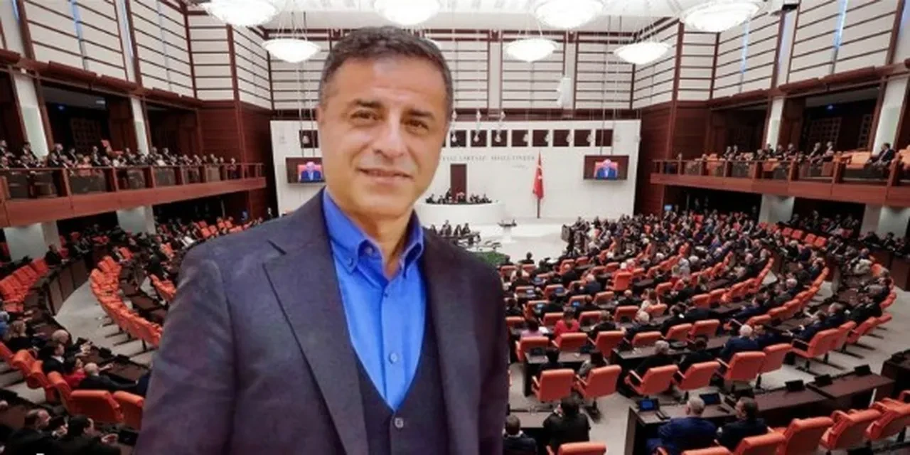Selahattin Demirtaş çerçeve yasaya dahil mi? MHP'li Feti Yıldız'ın canlı yayın sırasında gönderdiği not gündem oldu