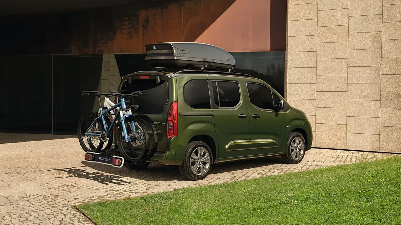 Toyota Ağustos 2026 güncel fiyat listesini açıkladı: İşte model model sıfır Toyota fiyatları