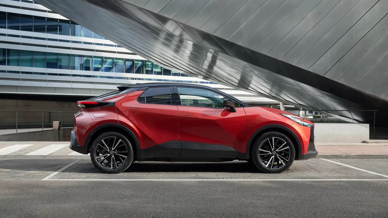 Toyota Ağustos 2026 güncel fiyat listesini açıkladı: İşte model model sıfır Toyota fiyatları