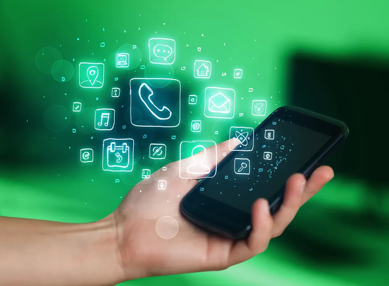 WhatsApp gruplarında çok yapılıyor ama cezası hapis! Avukat Bilal Alyar sosyal medya kullanıcılarını uyardı: "Şakaydı" demek kurtarmıyor