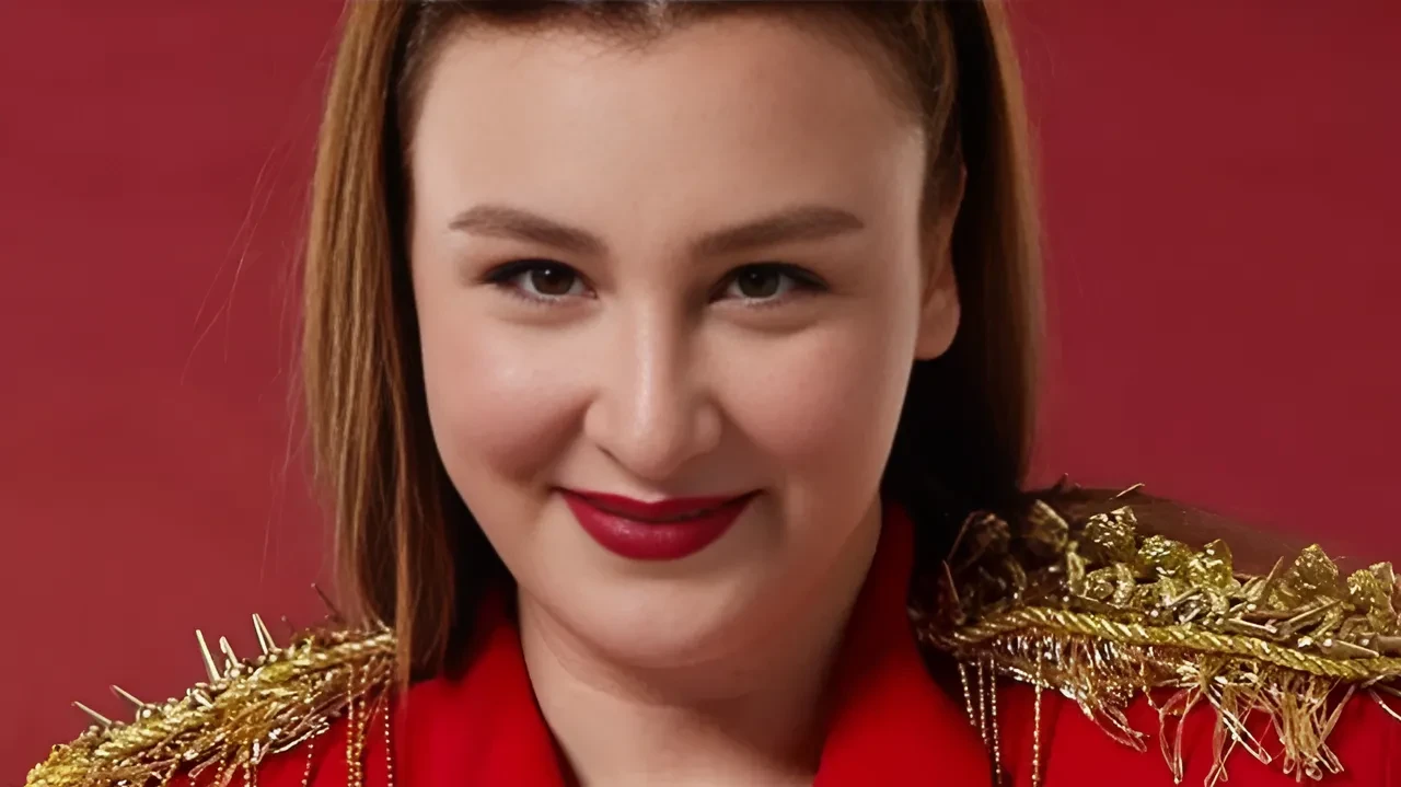 Yasemin Sakallıoğlu tam 13 kilo verdi! Zayıflama iğnesi iddialarına jet cevap, işte sırrı