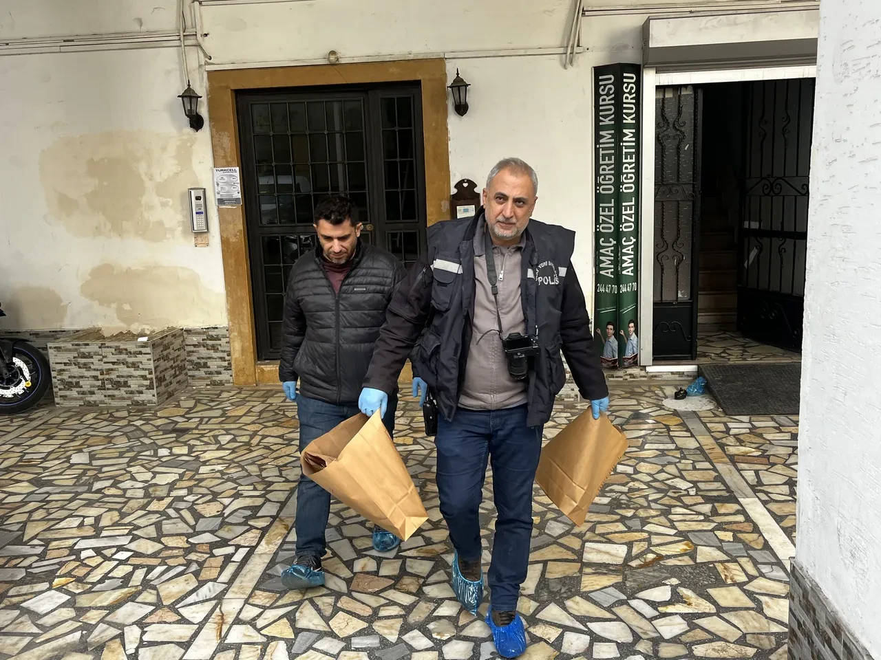 Yaşlı kadının sır ölümünde kızı ve erkek arkadaşı baş şüpheli! Anlattıkları kan dondurdu