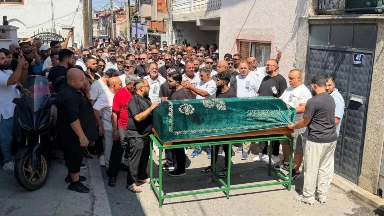 Cansever ve Güllü'nün son paylaşımı! Geride can dostluğu bıraktılar