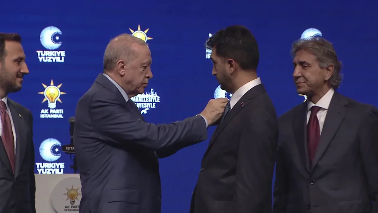Fatih Atik duyurdu: Mehmet Mustafa Gürban, Mustafa Bilici ve Ankara'dan 2 belediye başkanı AK Partiye katılıyor