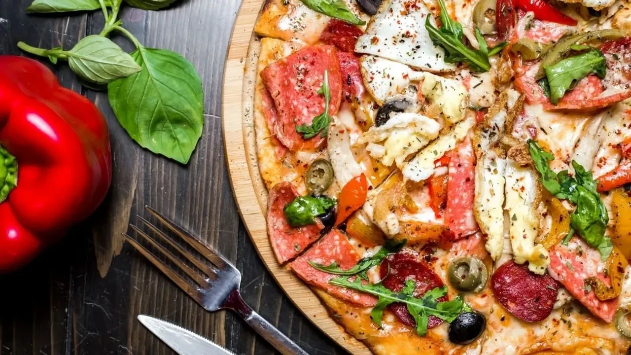 İtalyan arkadaşımdan evde gerçek pizza yapmayı öğrendim! Kimsenin bilmediği tüyolar