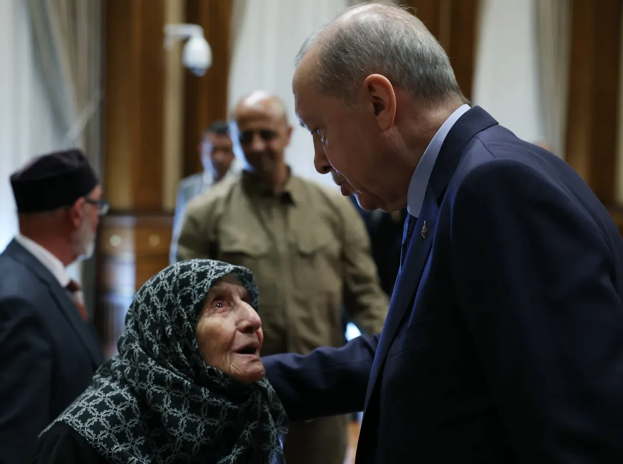 Külliye'de anlamlı buluşma! Şehit yakınları ve gaziler, Cumhurbaşkanı Erdoğan ile bir araya geldi: "Türkiye’yi terör belasından ebediyen kurtaracağız"