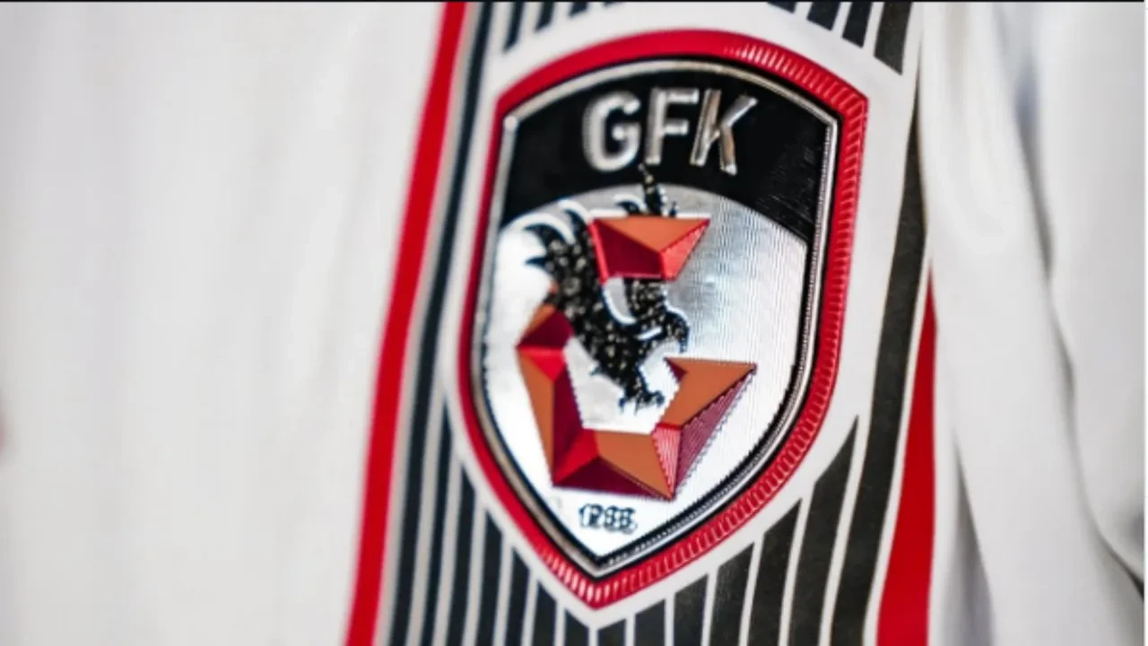 Süper Lig'de yeni sezonun şampiyonu kim olacak! Yapay zeka yeni lideri açıkladı
