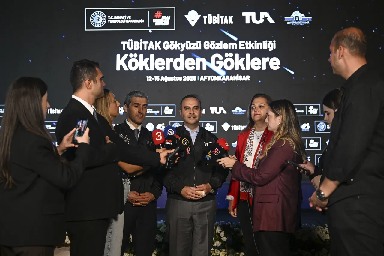 Türkiye'nin milli Ay aracı uzaya çıkıyor! Bakan Kacır fırlatma tarihini açıkladı