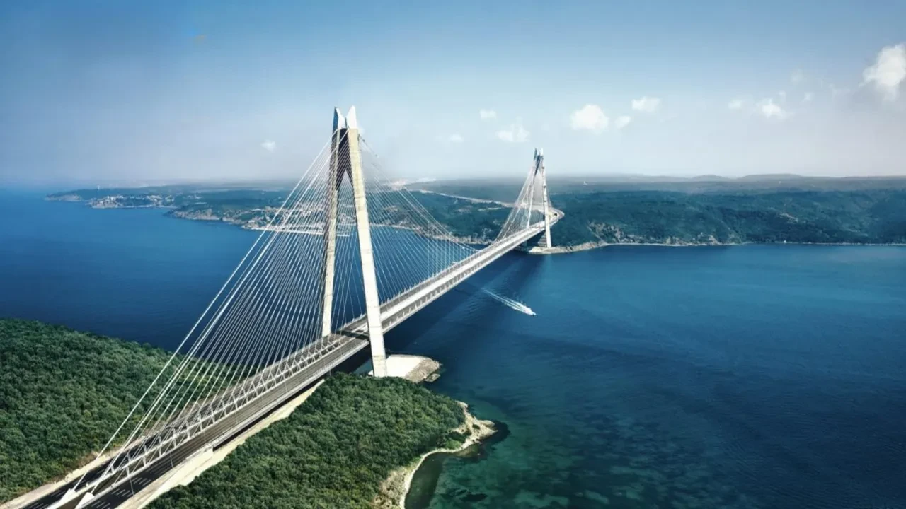 AK Parti'den 25 yıllık değişim serüveni! İşte Cumhurbaşkanı Erdoğan liderliğinde İstanbul'un çehresini değiştiren dev eserler