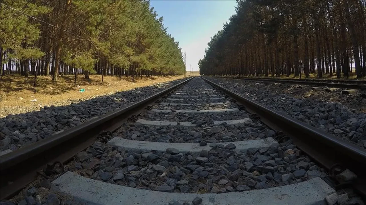Bakan Uraloğlu açıkladı: Türkiye'de son 24 yılda 2 bin 251 kilometre hızlı tren hattı inşa edildi