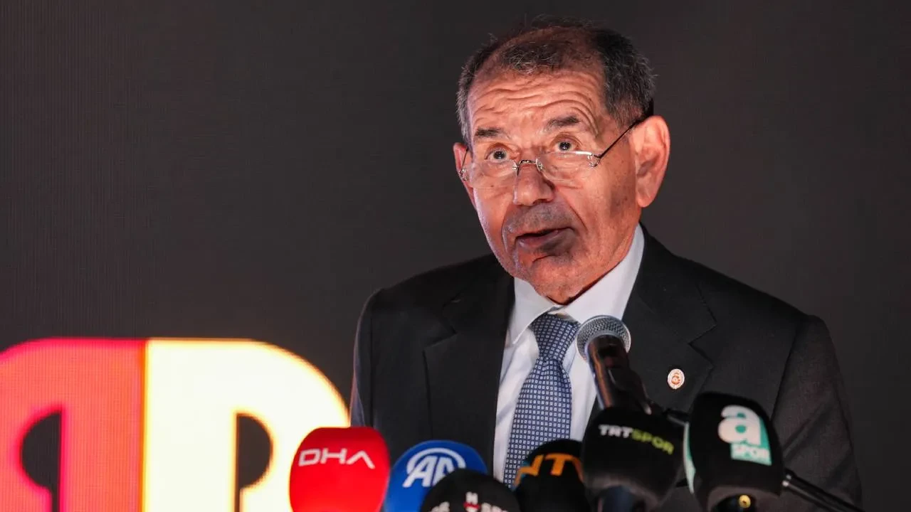 Dursun Özbek'ten Galatasaray taraftarına transfer müjdesi! "Biraz daha sabır" diyerek duyurdu
