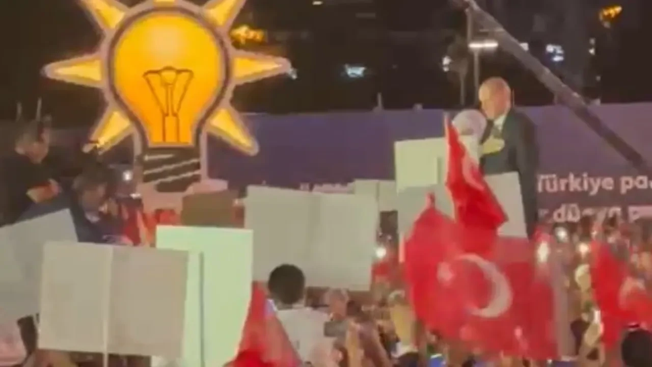 Millet Bahçesi doldu taştı: AK Parti'nin 25. yılında Cumhurbaşkanı Erdoğan'a coşkulu karşılama