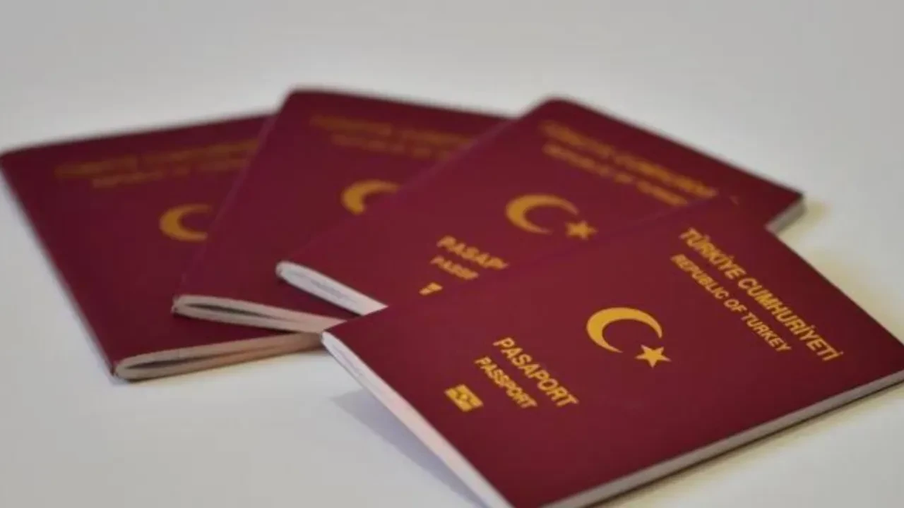 Vize randevularını ele geçiren şebekeye operasyonda 37 tutuklama