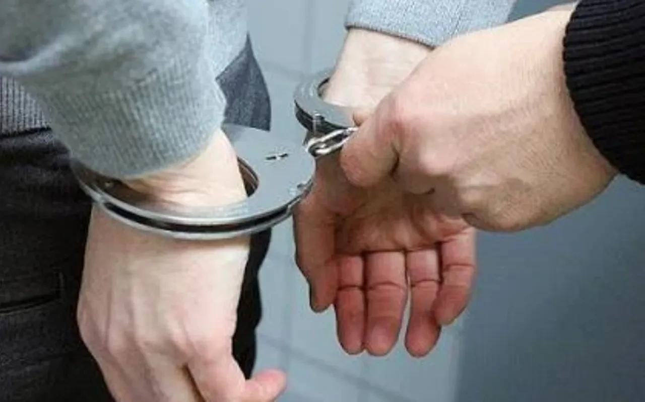 Vize randevularını ele geçiren şebekeye operasyonda 37 tutuklama