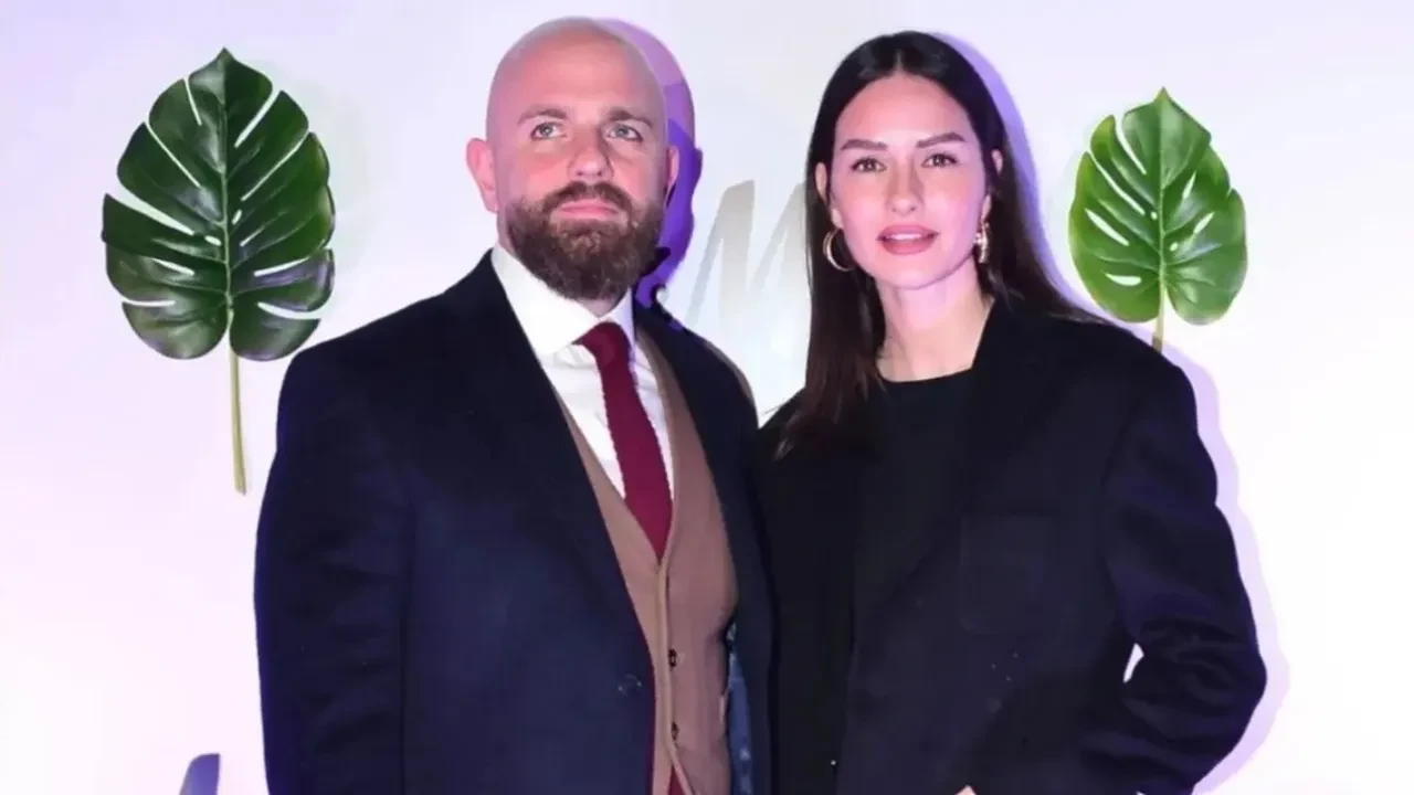 Yasemin Ergene ve ünlü estetik uzmanı Karaca Başaran aşkı gerçek çıktı! 10 ay herkesten saklamışlar