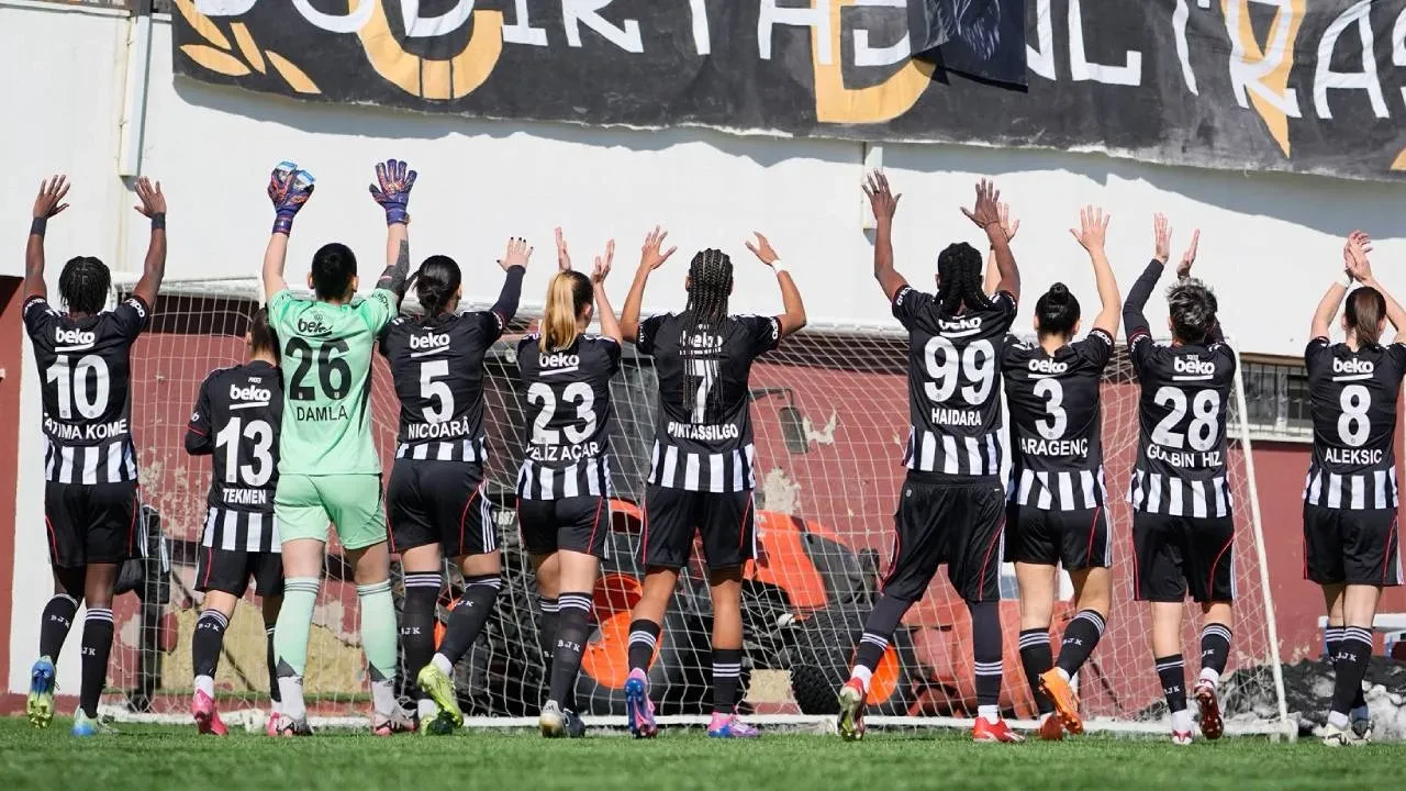 Beşiktaş yabancı orta saha transferini açıkladı! Siyah-beyazlılar yeni oyuncusunu duyurdu