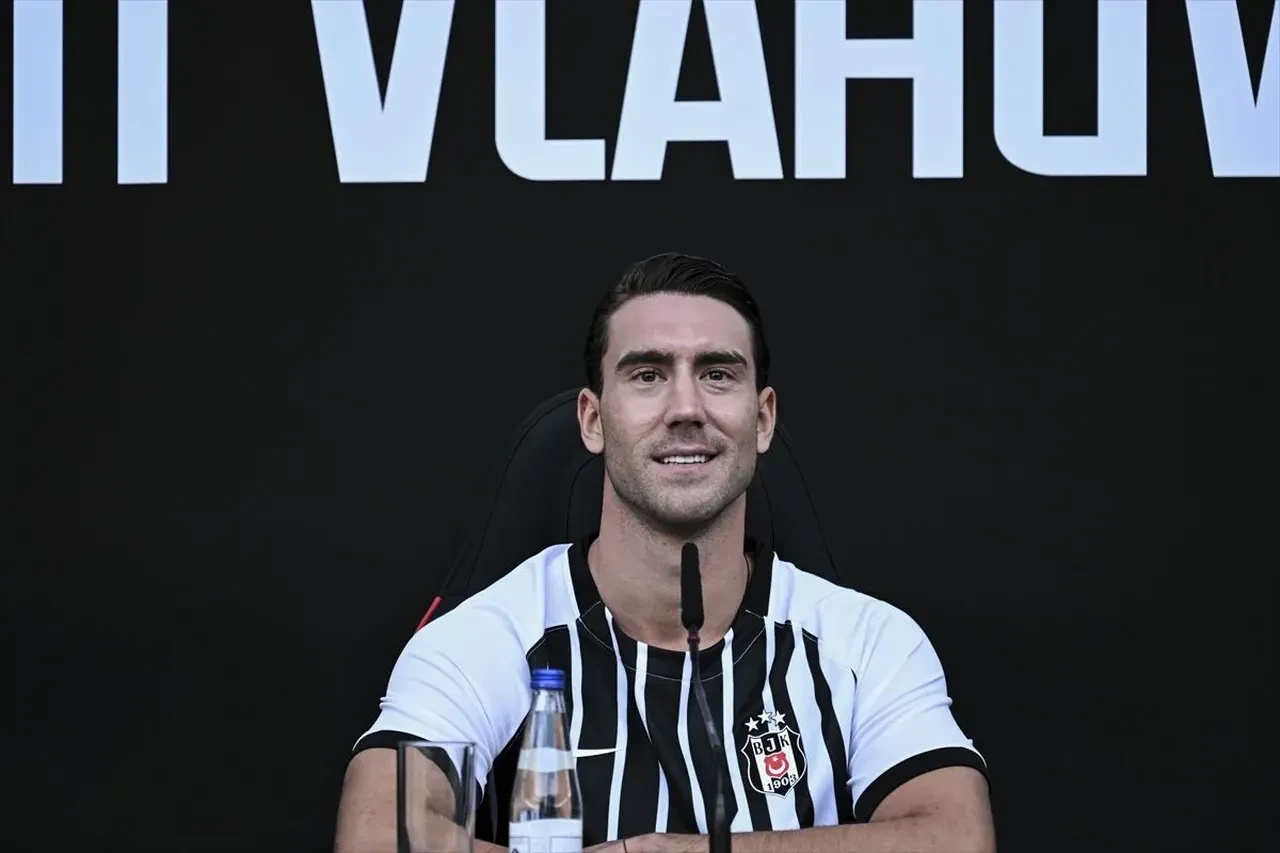 Beşiktaş'ta beklenen ayrılık gerçekleşti! Yıldız isim İtalya yolcusu: İşte yeni adresi