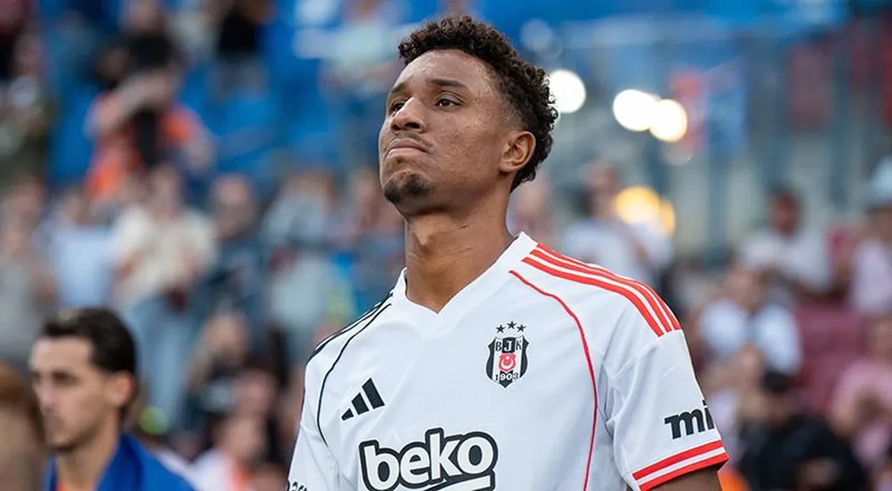 Beşiktaş'ta beklenen ayrılık gerçekleşti! Yıldız isim İtalya yolcusu: İşte yeni adresi