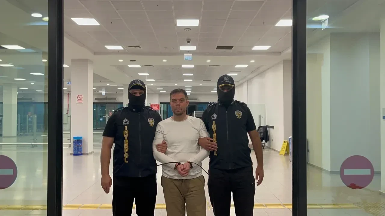 Brezilya'da yakalanan suç örgütü lideri Serkan Kurtuluş İstanbul'da! Son çare 'uçakta bomba var' diye bağırmış