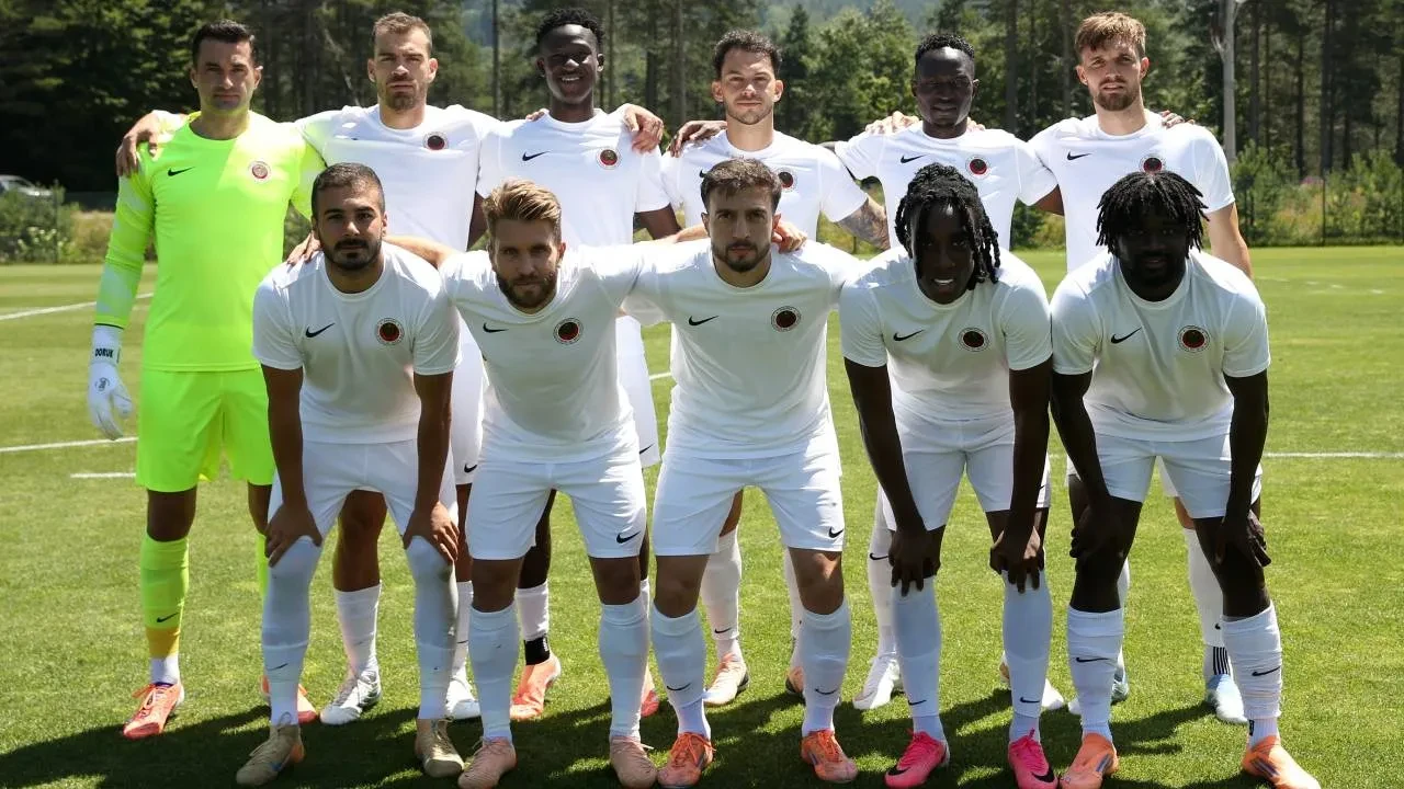 CANLI MAÇ ANLATIMI | Gençlerbirliği ile Fenerbahçe karşı karşıya geliyor