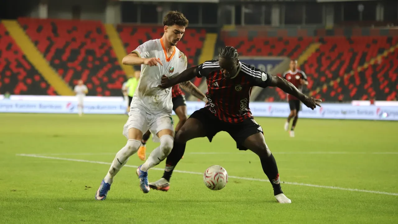 Gaziantep FK ile Alanyaspor yenişemedi! Antep'te 1-1'lik beraberlik