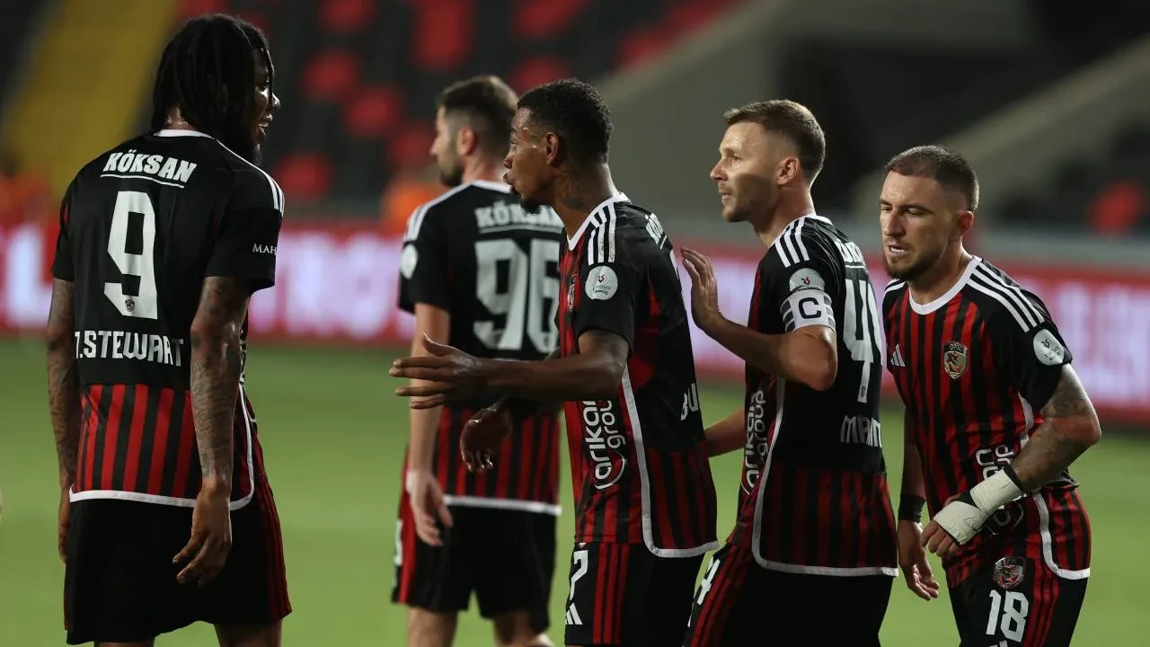 Gaziantep FK ile Alanyaspor yenişemedi! Antep'te 1-1'lik beraberlik